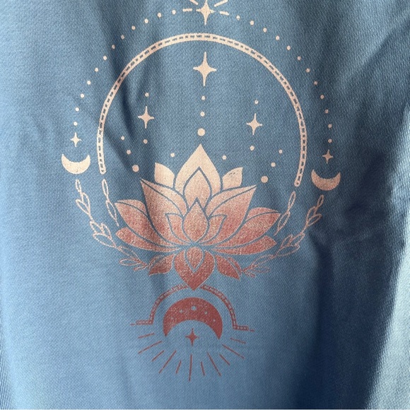 NWT Pact Organic Women's Lotus Celestial Cosmic Stars Moon Sweatshirt Sz‎ XL - Picture 3 of 8